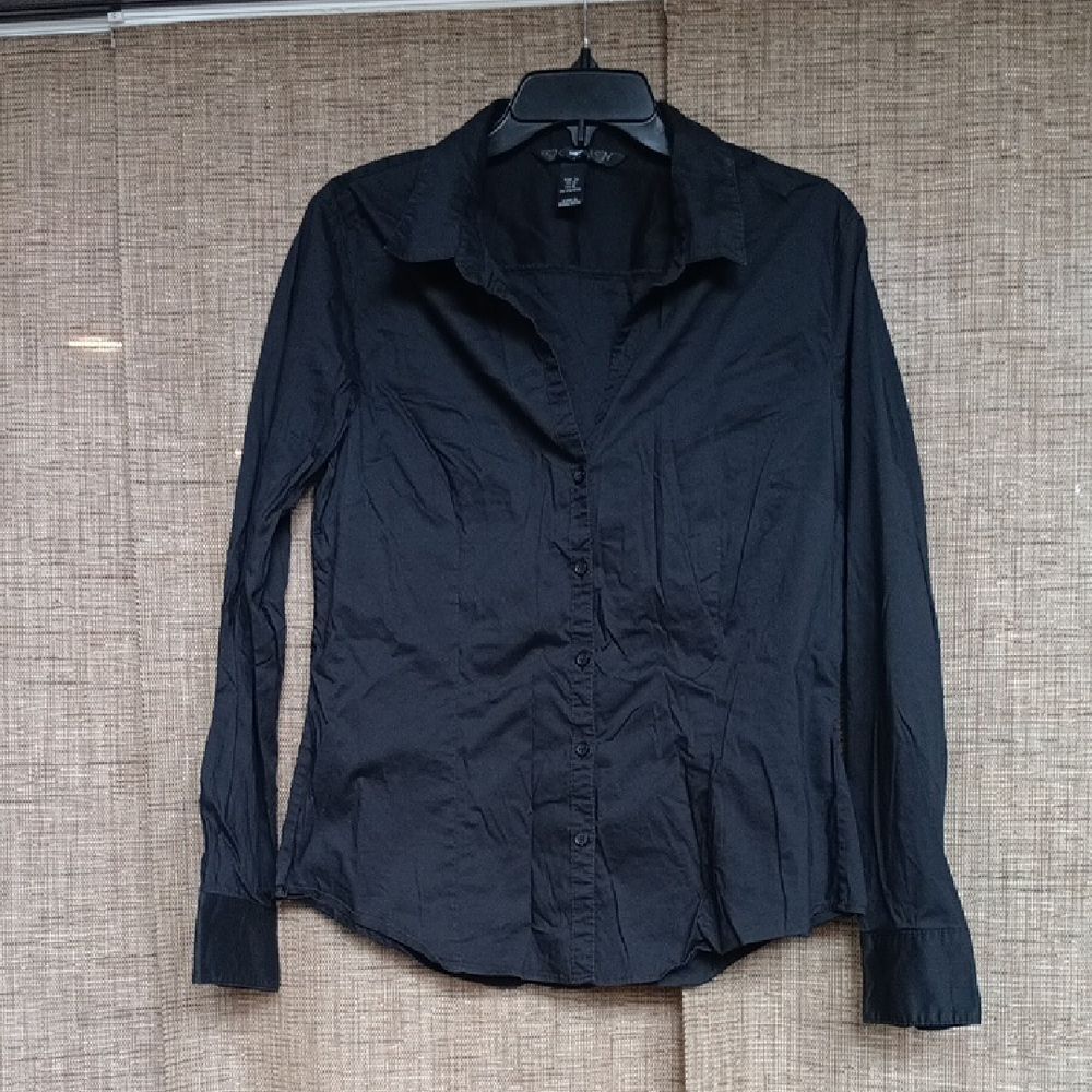 H&M Black Fitted Long Sleeve Shirt